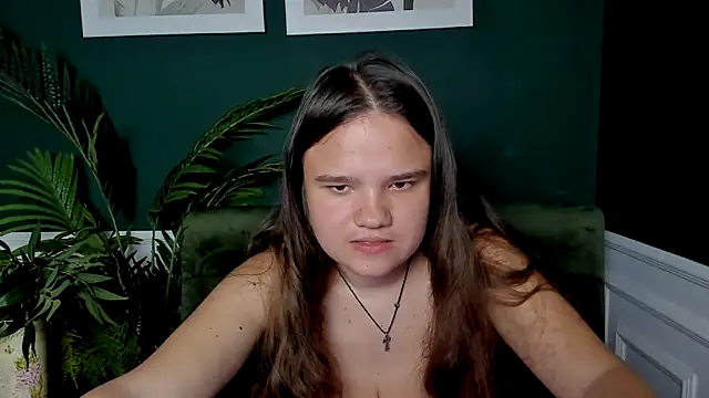 Snapshot of AdeleCruz chatting on 05-18-26, 12:11 AdeleCruz online show from 05-18-26, 12:11