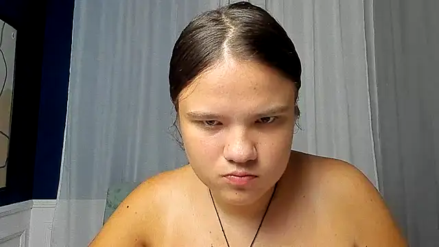 AdeleCruz online show from 07-18-26, 12:09