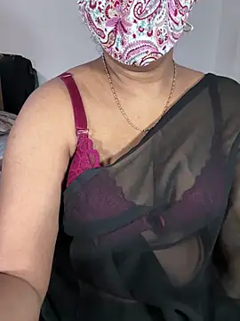 Snapshot of ArathyNambyarMallu chatting on 03-17-26, 11:24 ArathyNambyarMallu online show from 03-17-26, 11:24