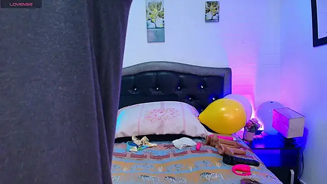 VickyBoobss online show from 04-05-26, 12:35