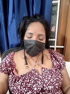 Lolitatamil online show from 03-20-26, 04:23