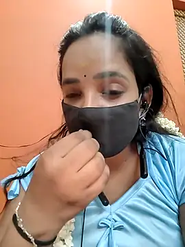 Snapshot of Lolitatamil chatting on 05-01-26, 03:49 Lolitatamil online show from 05-01-26, 03:49