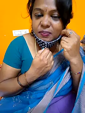 Snapshot of kanikasree chatting on 01-11-25, 04:25 kanikasree online show from 01-11-25, 04:25