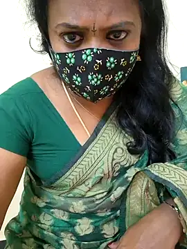 Snapshot of kanikasree chatting on 01-12-25, 04:29 kanikasree online show from 01-12-25, 04:29