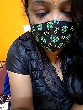 Snapshot of kanikasree chatting on 01-17-25, 06:44 kanikasree online show from 01-17-25, 06:44