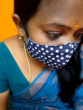 Snapshot of kanikasree chatting on 02-08-25, 07:16 kanikasree online show from 02-08-25, 07:16