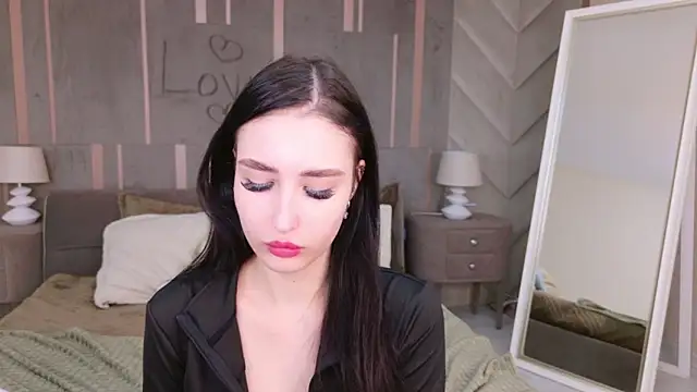 EmmaLawrens online show from 02-23-25, 10:49