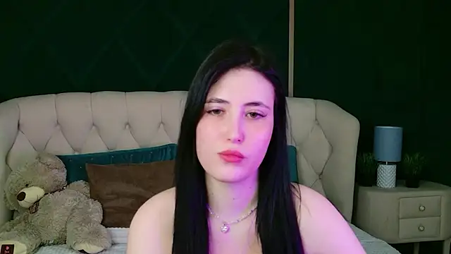 Snapshot of EmmaLawrens chatting on 03-19-26, 10:52 EmmaLawrens online show from 03-19-26, 10:52