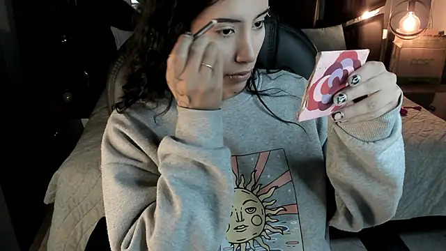 Snapshot of vaiolethsan__ chatting on 02-02-26, 08:18 vaiolethsan online show from 02-02-26, 08:18