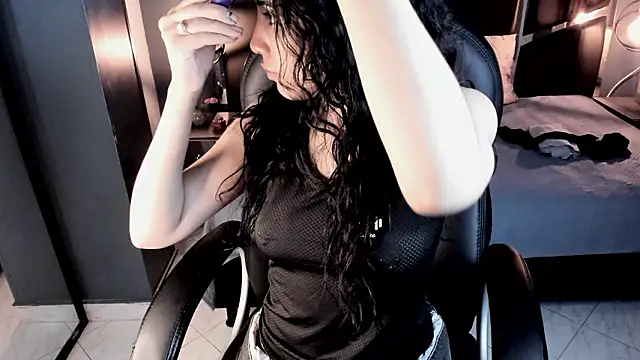 Snapshot of vaiolethsan__ chatting on 02-03-26, 09:31 vaiolethsan online show from 02-03-26, 09:31