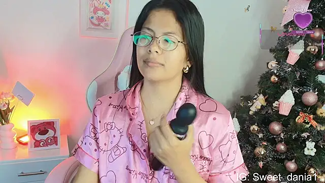 sweet dania  online show from 12-20-25, 09:11