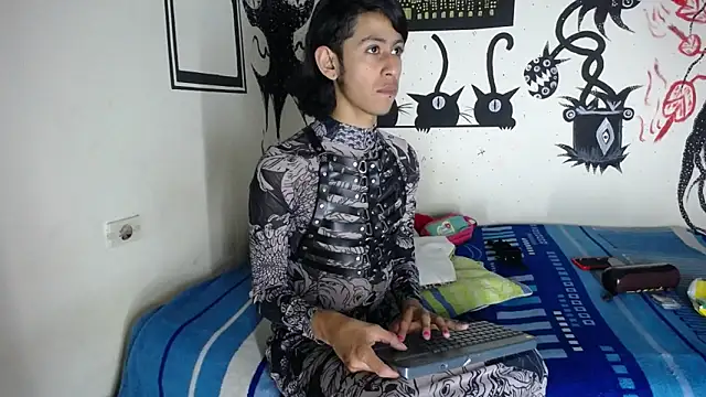 boysLittle online show from 10-24-25, 02:30