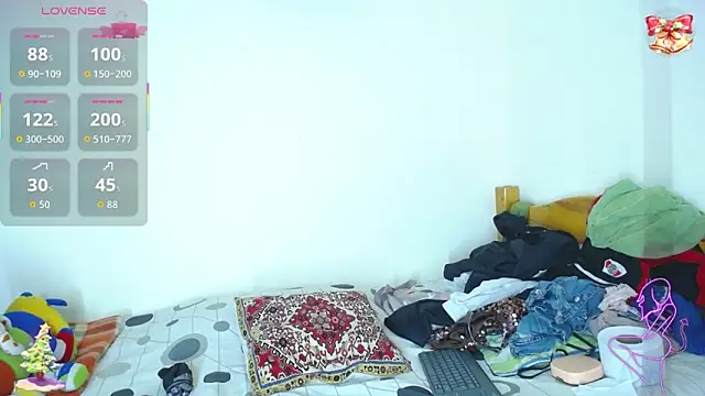 boysLittle online show from 12-04-25, 08:28