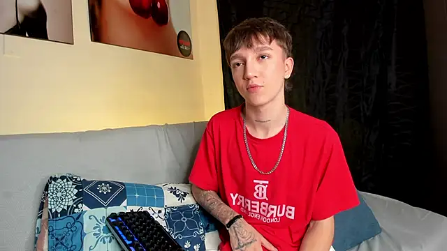 Snapshot of jeremy_salvatore chatting on 01-17-25, 08:24 jeremy salvatore online show from 01-17-25, 08:24