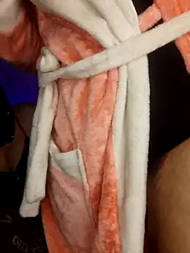 Snapshot of Mayan9 chatting on 01-24-25, 10:08 Mayan9 online show from 01-24-25, 10:08