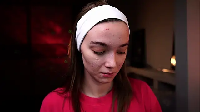 ileanacampbe online show from 11-26-25, 05:19