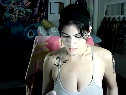 Snapshot of nikkikittyx3 chatting on 02-08-25, 08:42 nikkikittyx3 online show from 02-08-25, 08:42