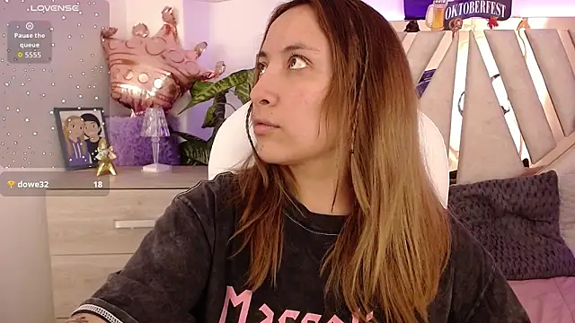 NyxAndria 1 online show from 09-11-25, 01:06