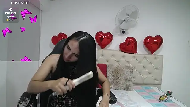 Maylin horny19 online show from 10-05-25, 02:32