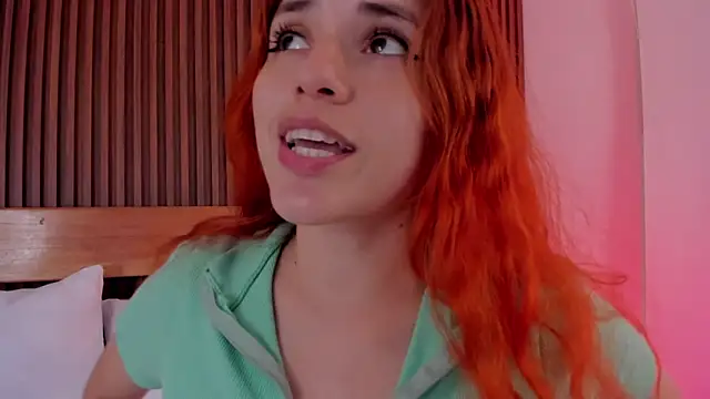 alliss ginger  online show from 04-10-26, 07:51