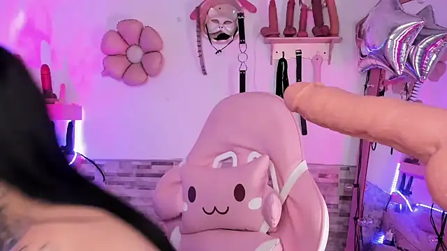 amyswallow7 online show from 11-15-25, 01:03