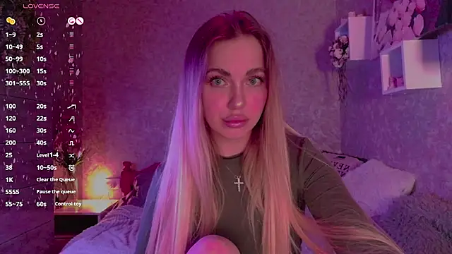 Mika Rayy online show from 03-03-25, 11:14