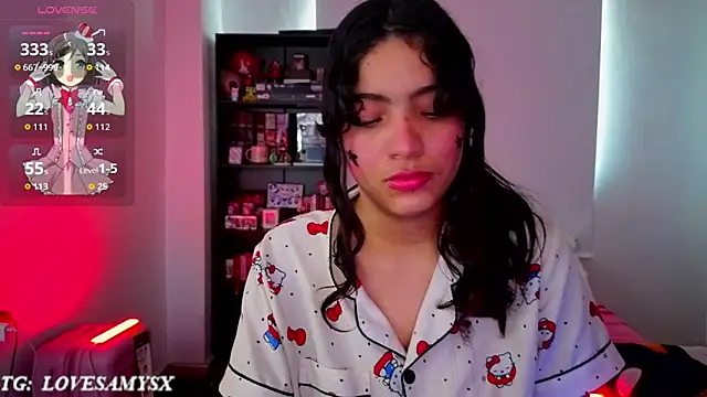 Snapshot of Lovelyamyy chatting on 06-17-26, 02:07 Lovelyamyy online show from 06-17-26, 02:07