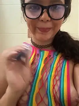 Snapshot of Sophie_Heart chatting on 01-26-25, 06:48 Sophie Heart online show from 01-26-25, 06:48