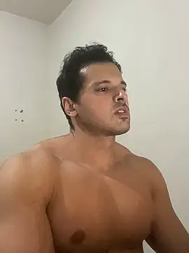 Snapshot of Lucasfit24 chatting on 02-04-25, 12:19 Lucasfit24 online show from 02-04-25, 12:19