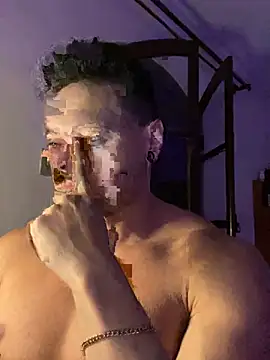 Snapshot of Lucasfit24 chatting on 02-25-25, 12:14 Lucasfit24 online show from 02-25-25, 12:14