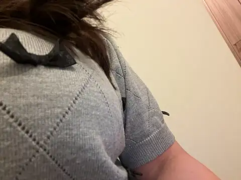 Snapshot of Atashi_Hcup chatting on 11-05-25, 03:12 Atashi Hcup online show from 11-05-25, 03:12