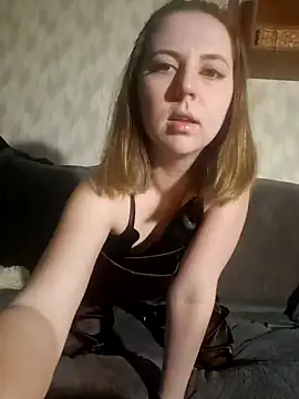 Snapshot of Melenka chatting on 02-09-25, 01:11 Melenka online show from 02-09-25, 01:11