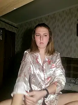 Snapshot of Melenka chatting on 03-10-25, 03:23 Melenka online show from 03-10-25, 03:23