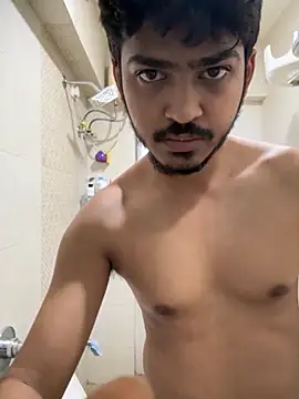 Snapshot of cute_modell chatting on 10-16-25, 05:19 cute modell online show from 10-16-25, 05:19