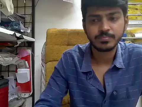 cute modell online show from 11-10-25, 12:04