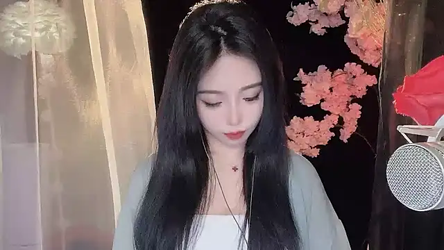 ying-love520 online show from 02-07-25, 02:26