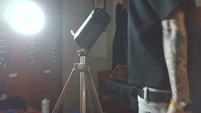 Snapshot of Aru916 chatting on 12-01-25, 01:49 Aru916 online show from 12-01-25, 01:49