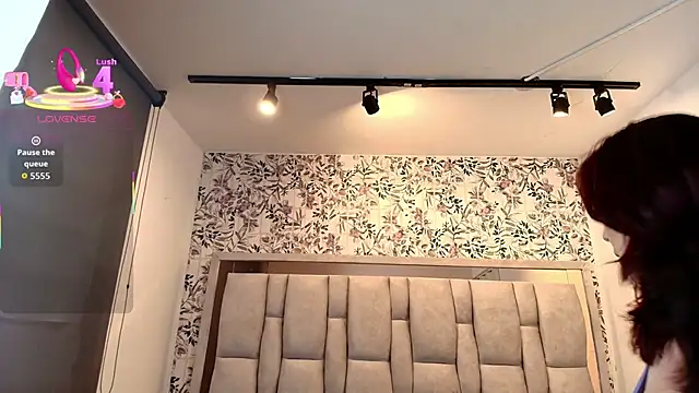 Victoria Adamns online show from 02-19-26, 12:01