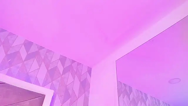 Snapshot of Sara__collins__ chatting on 01-11-25, 04:25 Sara  collins   online show from 01-11-25, 04:25