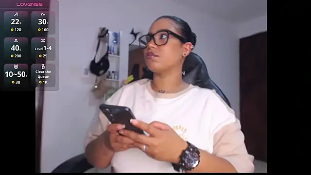 leslycarsson online show from 10-18-25, 08:53