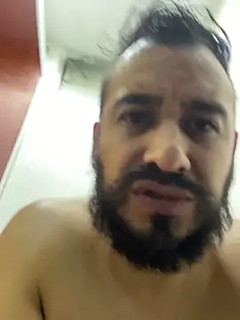 leonardohot1987 online show from 01-30-25, 04:16