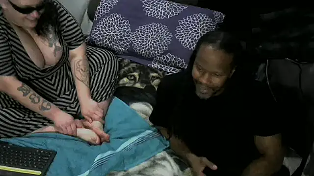 Snapshot of BBC_Dominates_BBW chatting on 01-17-25, 08:44 BBC Dominates BBW online show from 01-17-25, 08:44