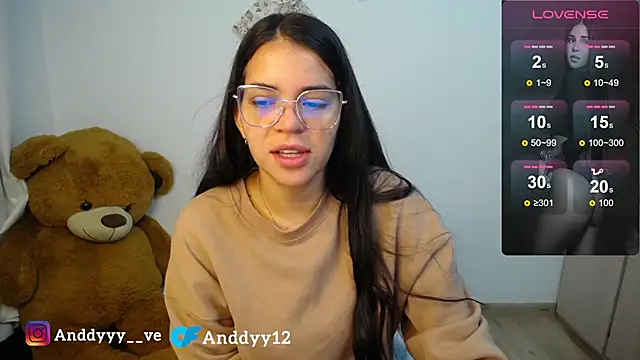 Snapshot of Anddyy__ chatting on 06-19-26, 01:59 Anddyy online show from 06-19-26, 01:59