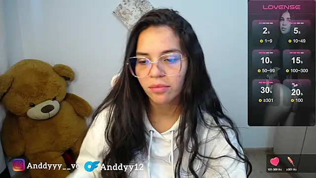 Snapshot of Anddyy__ chatting on 06-25-26, 01:48 Anddyy online show from 06-25-26, 01:48