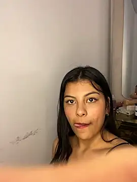 Salmaportman69 online show from 03-15-25, 04:13