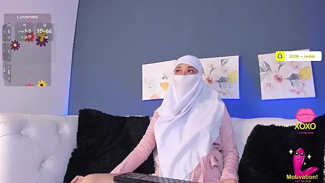 Snapshot of Eva_abaad chatting on 01-24-25, 03:55 Eva abaad online show from 01-24-25, 03:55