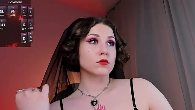 Eva Moss  online show from 01-31-25, 03:30