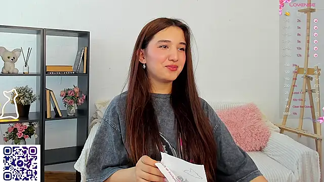 Snapshot of anna_elfi chatting on 02-23-25, 05:56 anna elfi online show from 02-23-25, 05:56