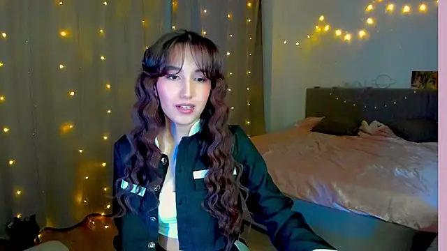 Snapshot of anna_elfi chatting on 12-16-25, 07:19 anna elfi online show from 12-16-25, 07:19