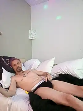 AQuickPhyx online show from 03-05-25, 06:12